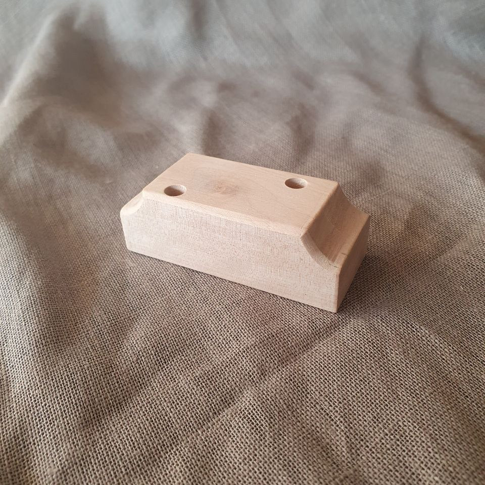 Sockel für zwei Stecker